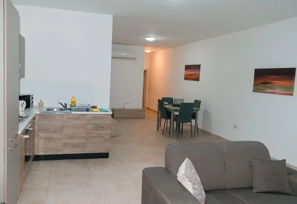 Central Modern Apartment 1 Bedroom Gzira